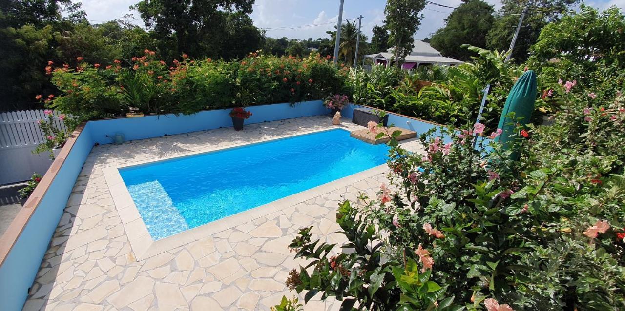 "Chez Claudia "Charmant Logement Avec Jacuzzi Privatif En Toute Intimite Sur Belle Terrasse Exterieure En Bois Et Piscine Courcelles Экстерьер фото