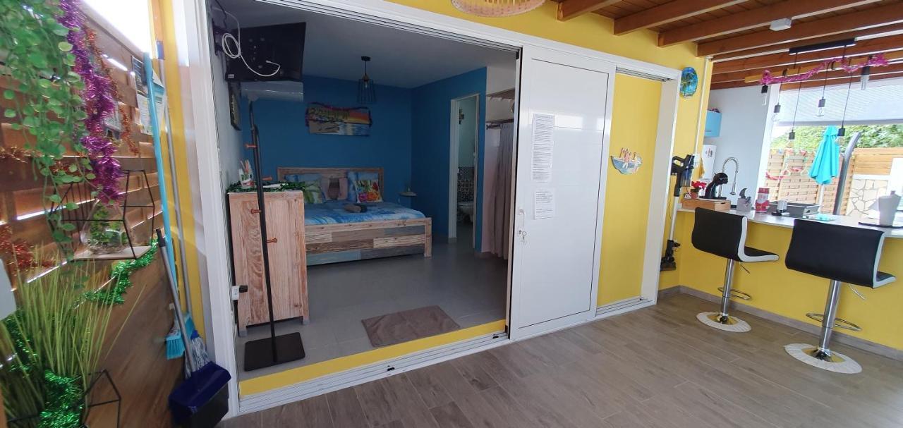 "Chez Claudia "Charmant Logement Avec Jacuzzi Privatif En Toute Intimite Sur Belle Terrasse Exterieure En Bois Et Piscine Courcelles Экстерьер фото