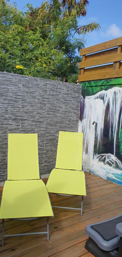 "Chez Claudia "Charmant Logement Avec Jacuzzi Privatif En Toute Intimite Sur Belle Terrasse Exterieure En Bois Et Piscine Courcelles Экстерьер фото